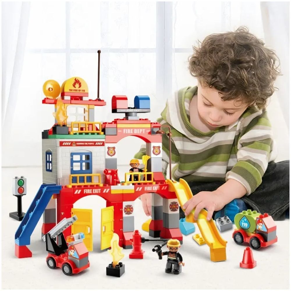 Feelo - Fire Fighting Station Building Blocks Set -145 Pcs