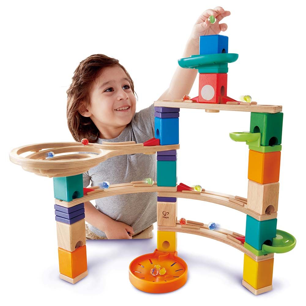 Hape - Quadrilla Cliffhanger Marble Run Race 44pcs + 50 marbles