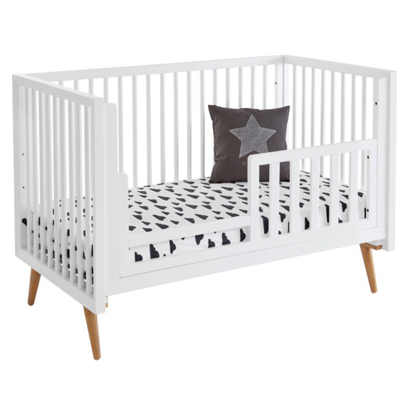 Kolcraft Roscoe 3 in 1 Convertible Crib White Buy at Best Price from Mumzworld