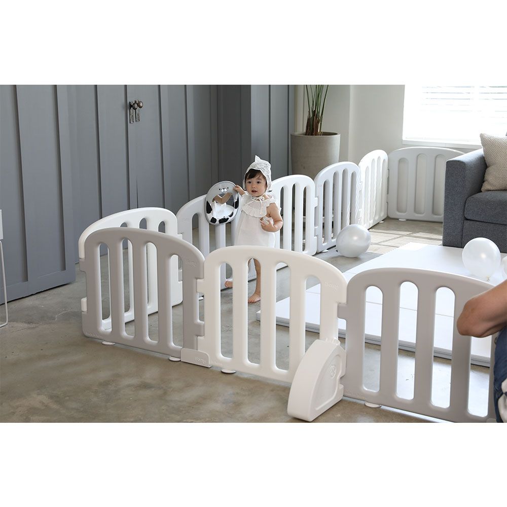 iFam - First Baby Room playard - 10pcs 140x200 - White & Grey