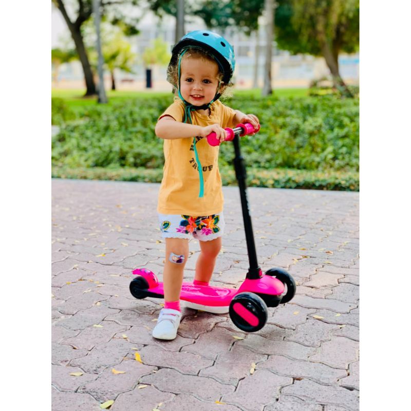 Ziggy - 3-Wheel Tilt Scooter w/ LED Light - Pink