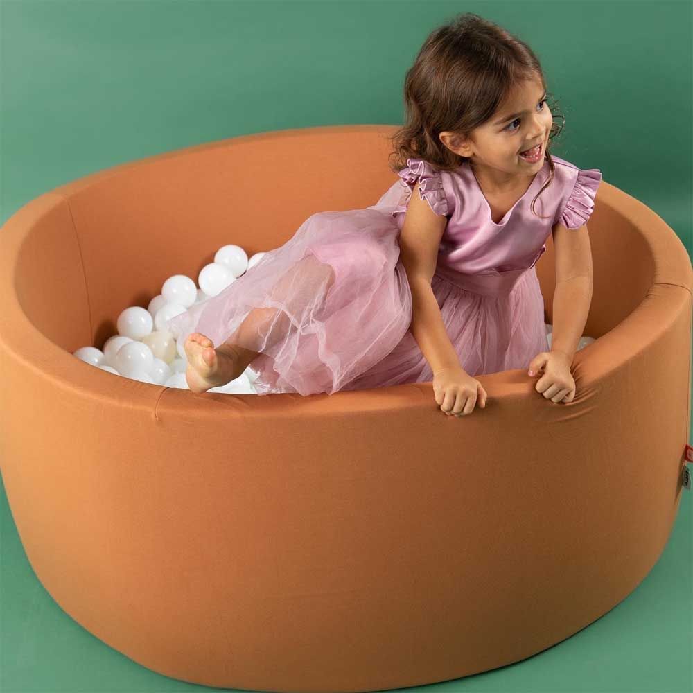 Ezzro - Brown Ball Pit w/ 200 Balls - Pearl/White/Blue/Golden