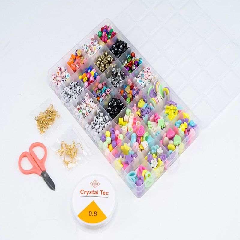 Family Center - English Beads w/ 2 Thread Rolls & Scissors 18-33-5470