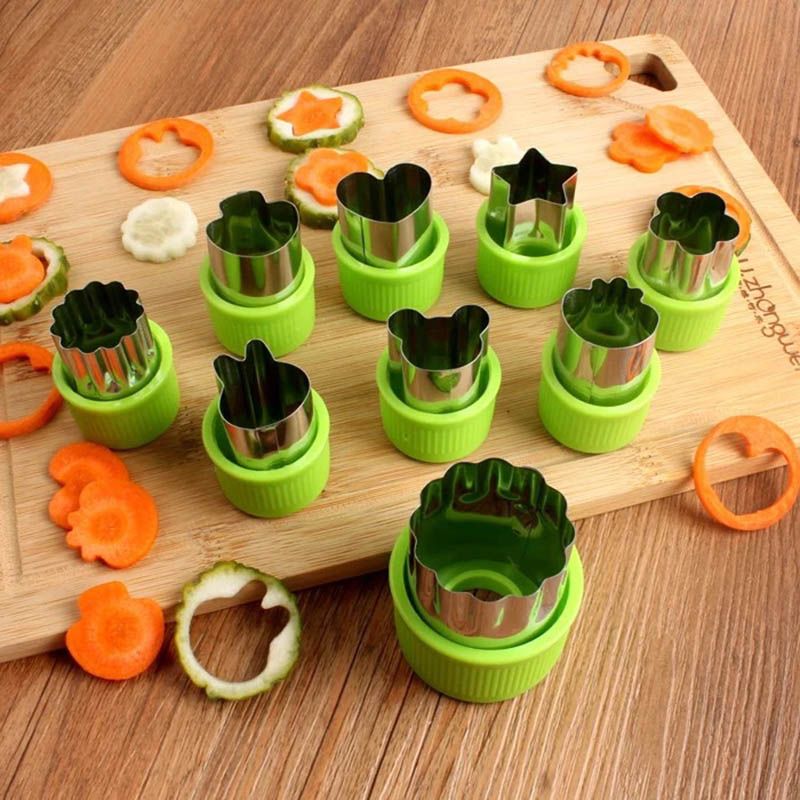 Rainbow Skool - Fruit & Vegetable Cutters - 9pcs (Exclusive)