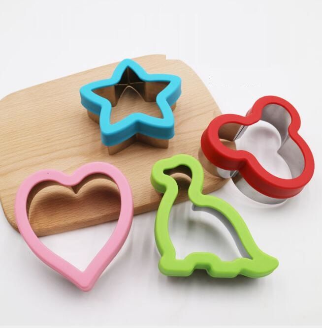 Rainbow Skool - Sandwich Cutters - 4pcs (Exclusive)