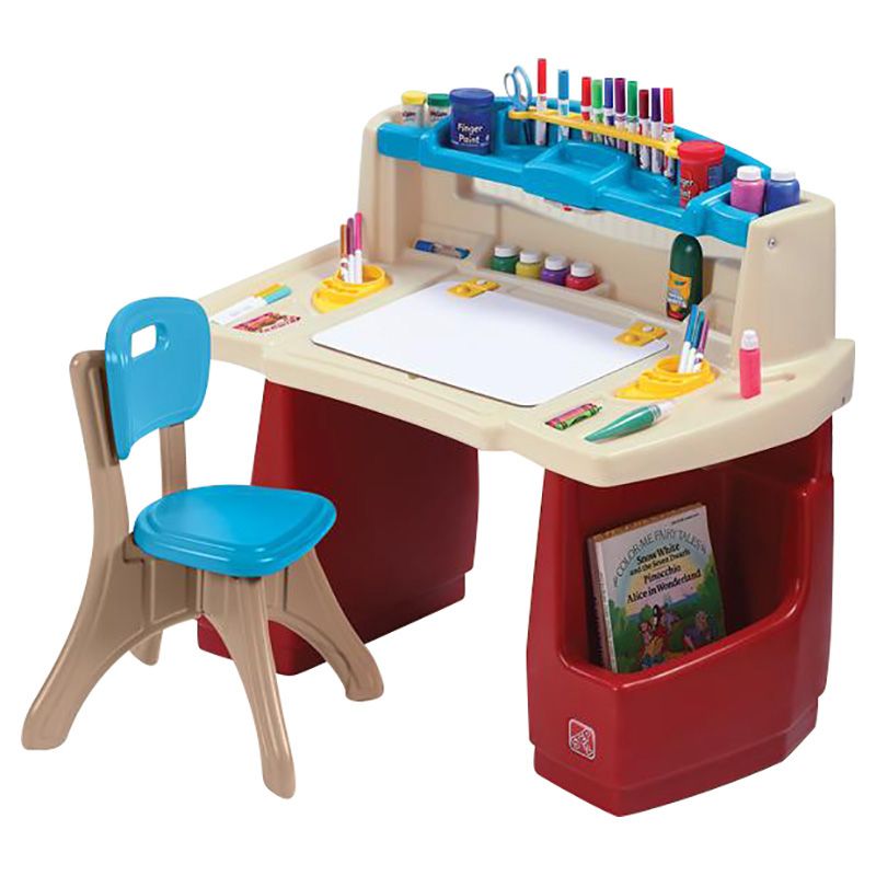 Step2 Deluxe Art Master Desk