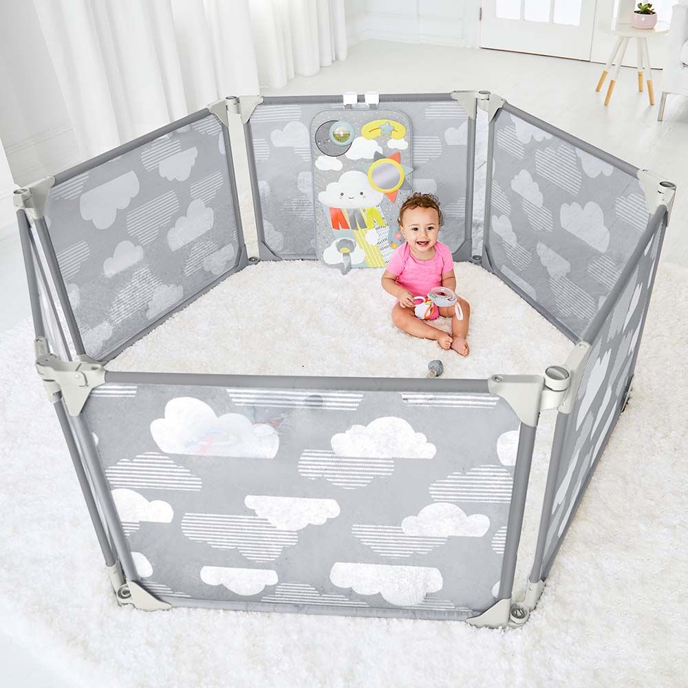 SkipHop - Playview Expandable Enclosure - Grey Clouds