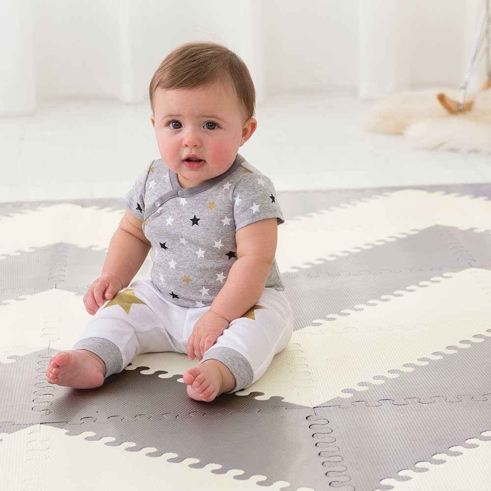 SkipHop - Playspot Geo Floor Tiles - Grey & Cream