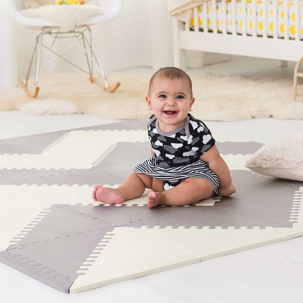 SkipHop - Playspot Geo Floor Tiles - Grey & Cream