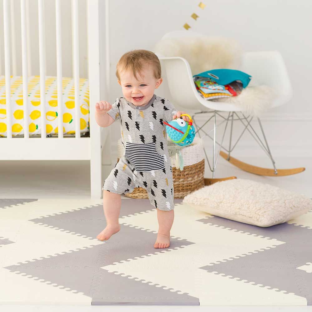 SkipHop - Playspot Geo Floor Tiles - Grey & Cream