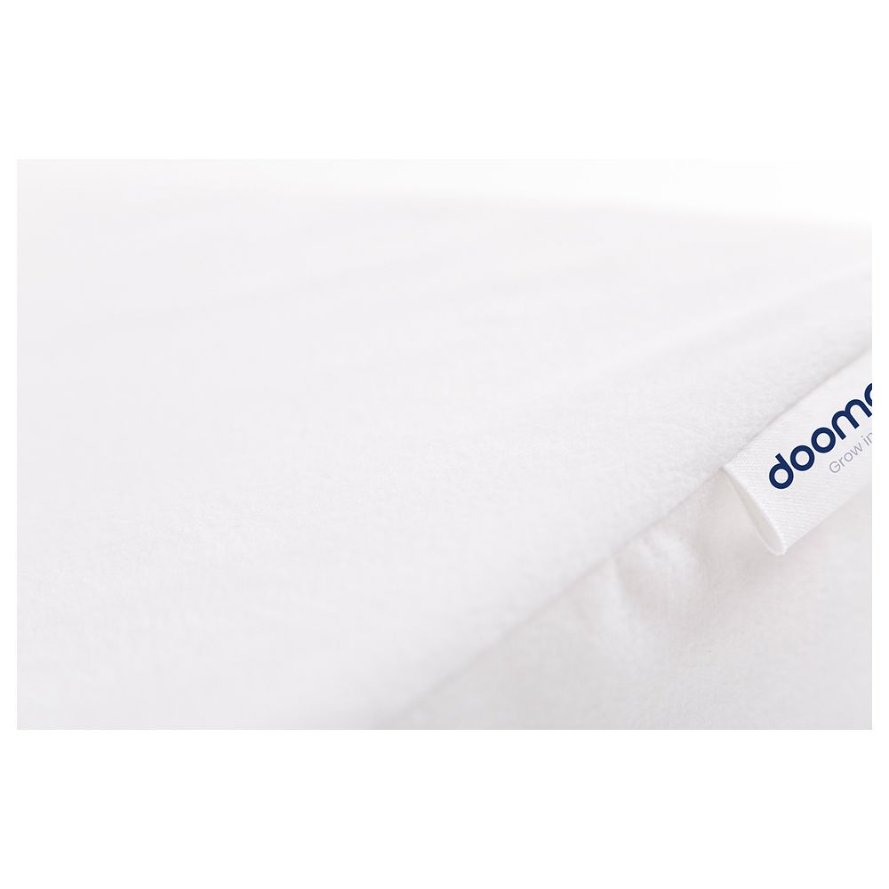 Doomoo - Basics Rest Easy Baby Sleep Positioner - White - L