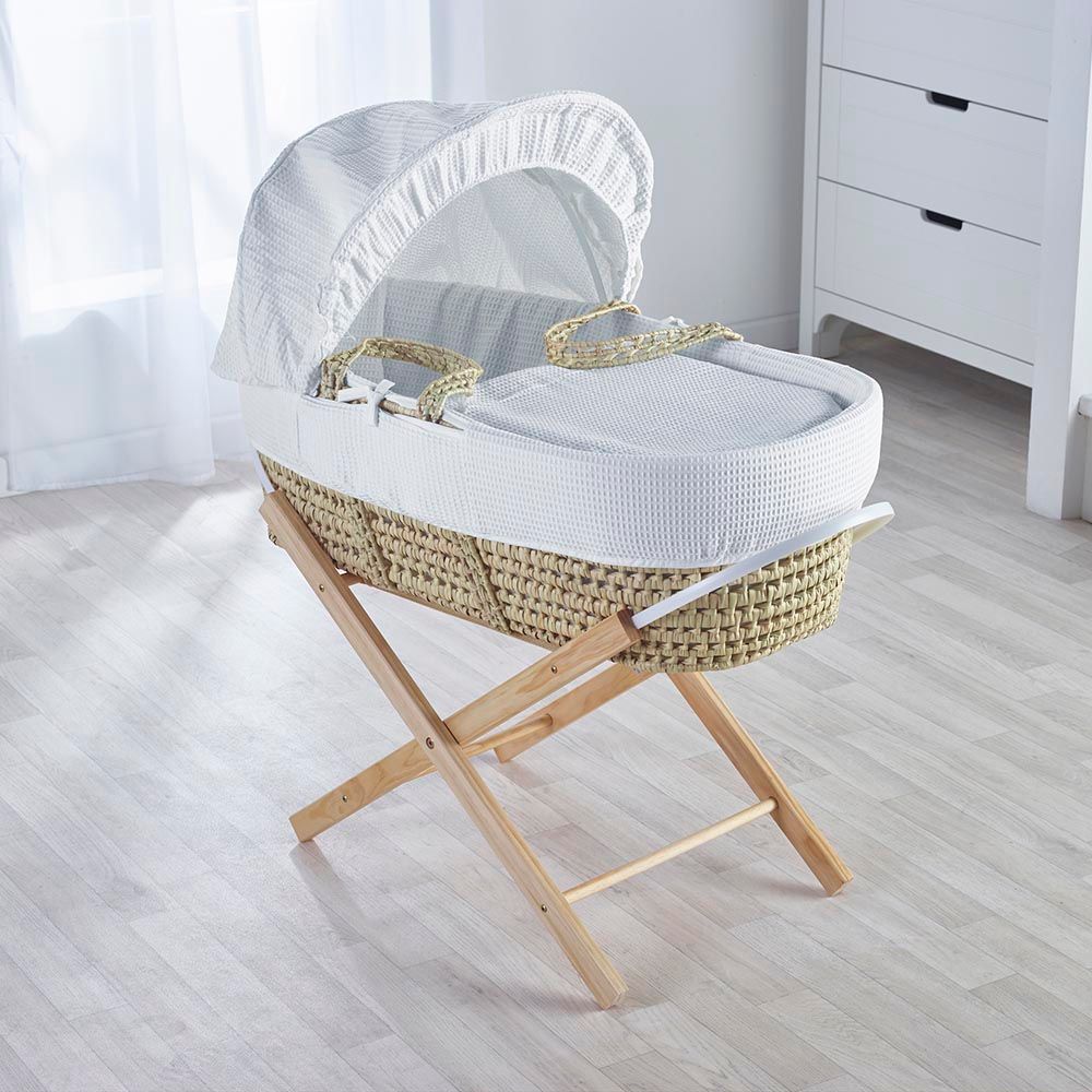 Kinder Valley - White Waffle Palm Moses Basket