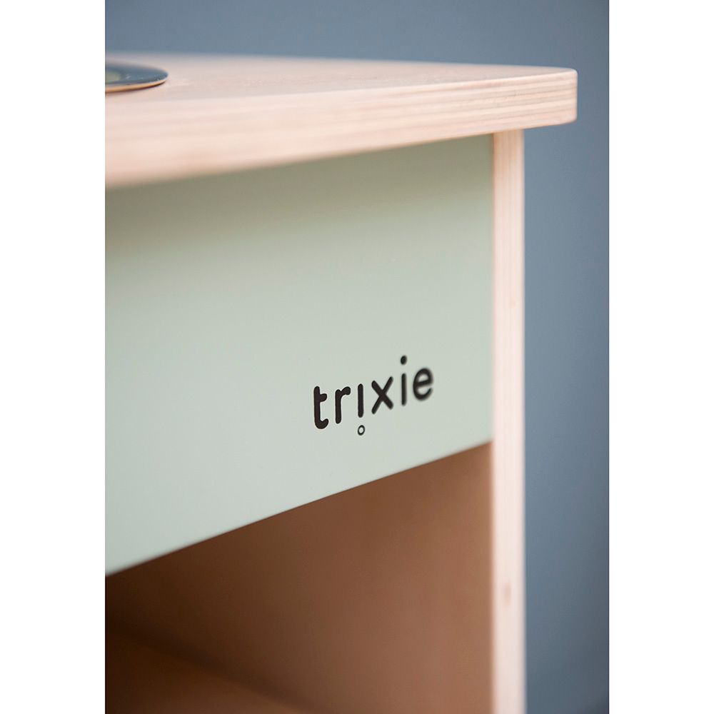 Trixie - Wooden Kitchen