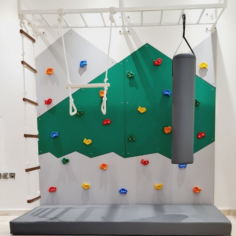 Moon Kids - Outdoor Mountain Climbing Wall - Medium