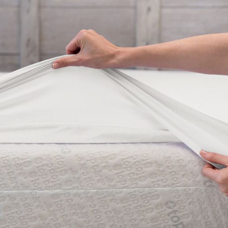 Bsensible - Fitted Sheet & Mattress Protector - 90x200cm - White 