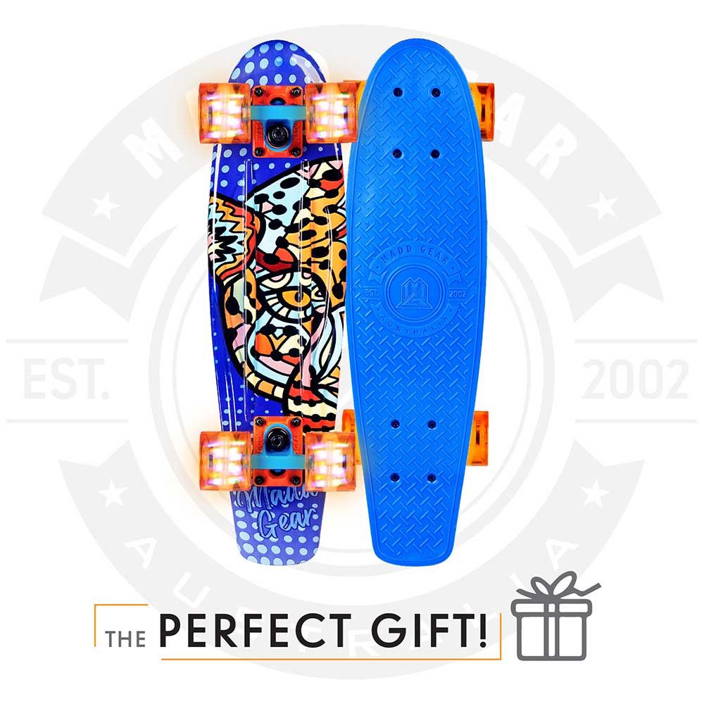 Madd Gear - Sahara Retro Skateboard 22-inch W/Led Wheels