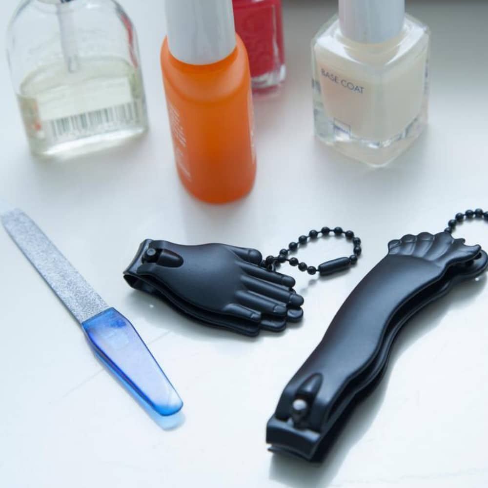 Kikkerland - Hand And Foot Nail Clipper Combo - Black