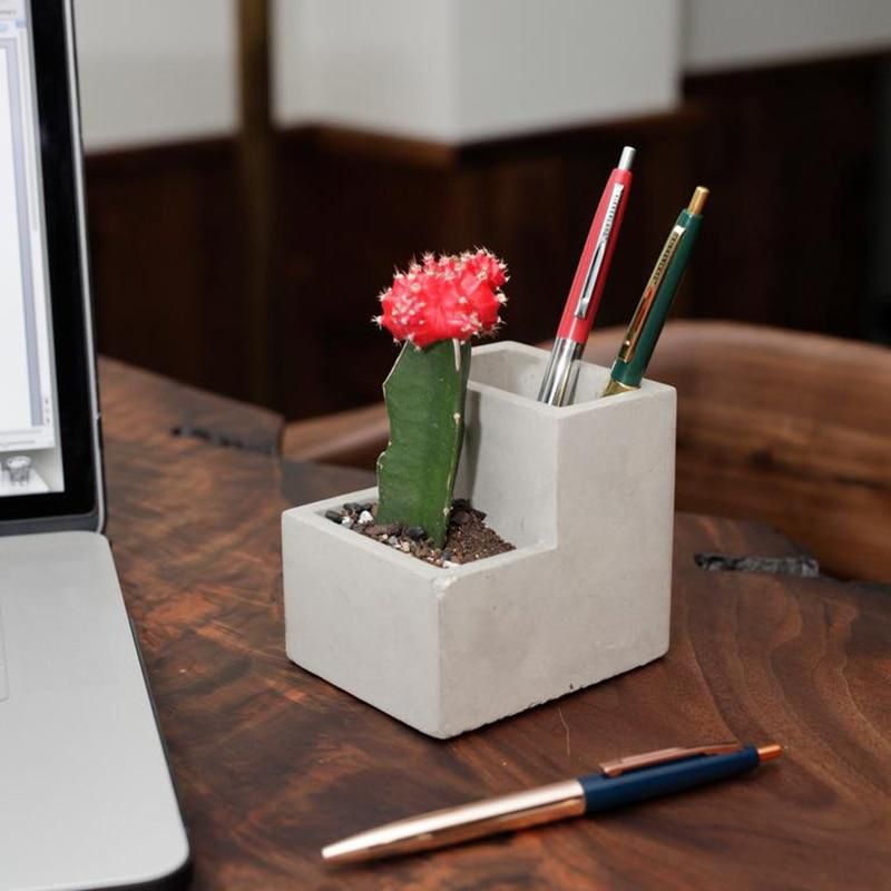 Kikkerland - Concrete Small Planter And Pen Holder - Grey