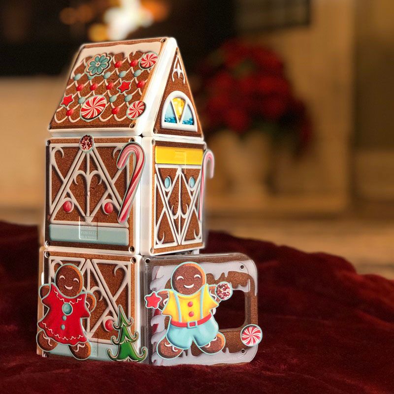 MAGNA-TILES - Structures Gingerbread Candy Cabin 2020