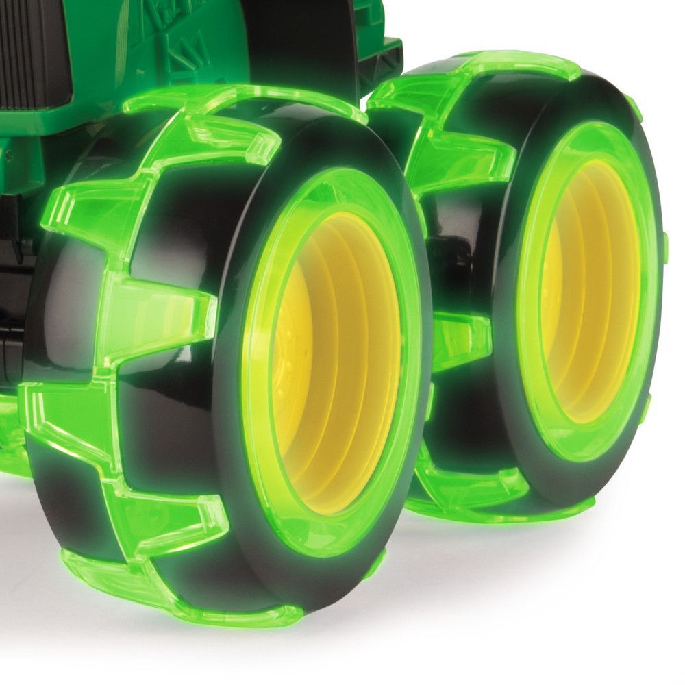 John Deere - Monster Lightning Wheels Tractor