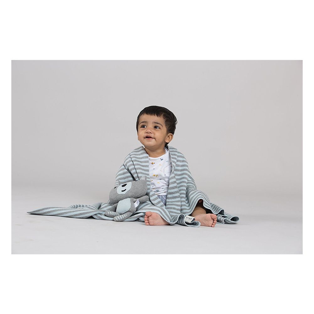 Pluchi - James Skinny Blanket with Bear Toy - Grey