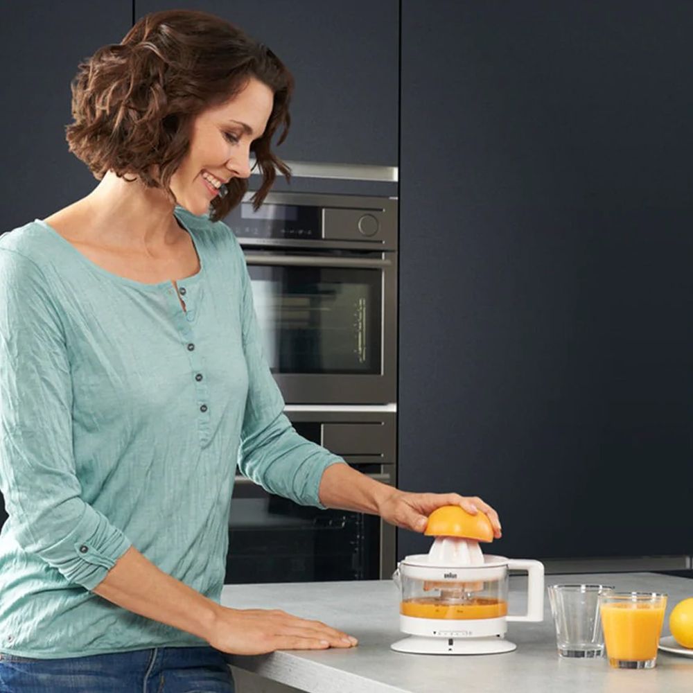 Braun - CJ 3000 Citrus Juicer, 350ml, with Scale, Auto Stop