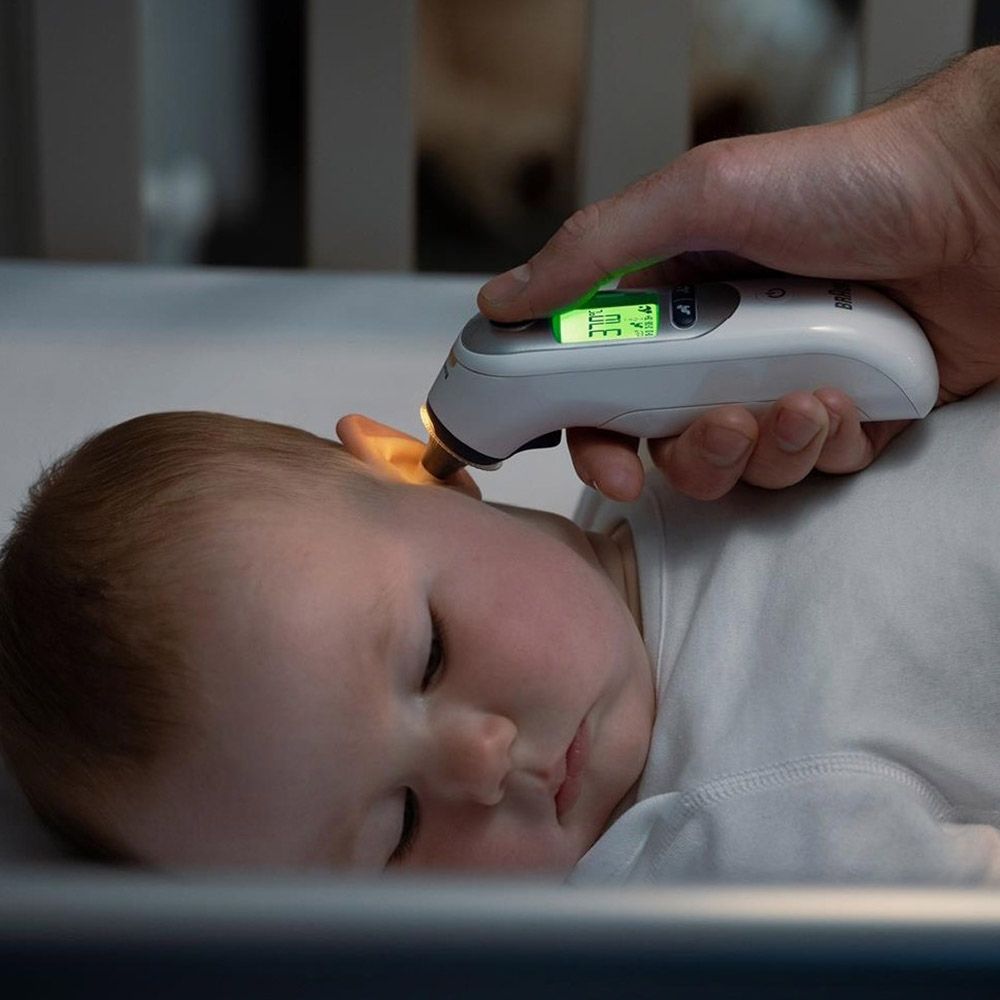 Braun - ThermoScan 7+ Ear thermometer W/ Night Mode