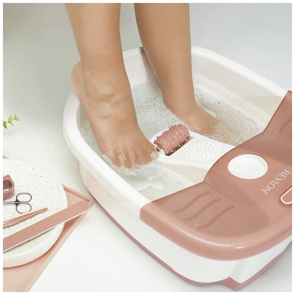 Revlon - Pediprep Foot Spa with Nailcare Set.