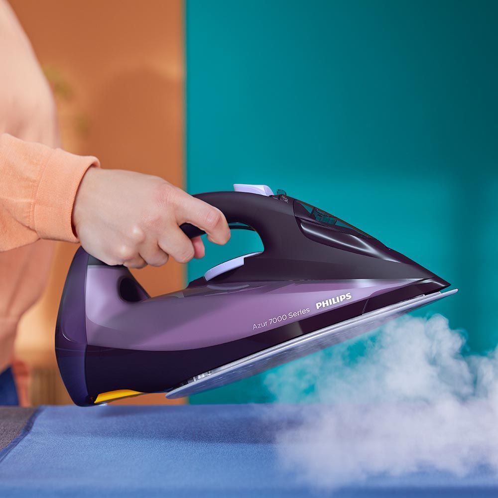 Philips - HV Steam Iron 7000 Series - Dark Purple